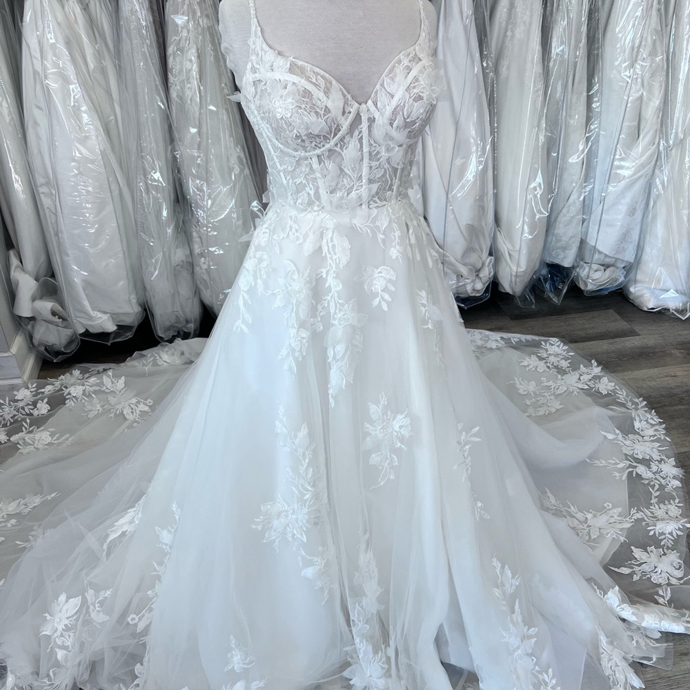 Josephine Eddy K | Elegant Ivory Lace A-Line Wedding Dress with Corset Bodice